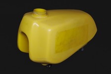 1980-81 Yamaha YZ125 Gas Fuel Tank  3R3-24110-00-00 ref2 picture