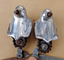 1940 Ford WINDSHIELD WIPER TOWERS Original Trico pair coupe sedan 40-41 delivery picture