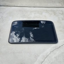2003-2009 Hummer H2- Sunroof Glass Window 15781625 picture