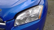 Driver Left Headlight Fits 13-16 TRAX 707427 picture