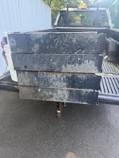 Stabilizer Pad Holders For Bucket Truck picture