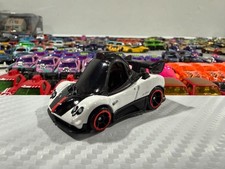 ✅ 2026 Hot wheels Mainline Basic 26A # PAGANI ZONDA CINQUE TOONED , Spun Loose picture