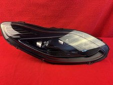 ASTON MARTIN DB11 RIGHT FRONT HEADLIGHT picture