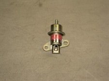 91-96 Mitsubishi 3000GT Diamante 3.0L Fuel Injection Pressure Regulator 6G72 OEM picture