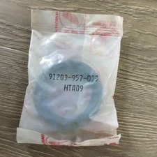 Now Oil Seal for Honda Suzuki 91203-957-003 09283-38013 TCY 38x55x8mm Qty 1 picture