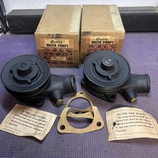 1932-1936 Ford Flathead V8 Water Pump NOS w/ Gaskets NOS Quality 5762 Pair R&L picture