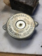1943-1945 NOS Ford GPW-8100-A2 radiator cap Ford script picture