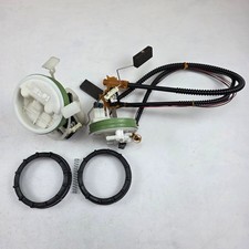 2001-05 Mercedes C230 C240 C320 W203 Fuel Pump Sending Unit Set OEM picture