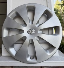 OEM 2012-2015 Toyota Prius C 15” Hubcap Wheel Cap #4260252540 Free S&H picture