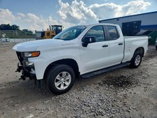 (LOCAL PICKUP ONLY) Hood Without Black Insert Fits 19-26 SILVERADO 1500 PICKUP 2 picture