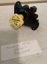 GENUINE BENDIX 800617 PP DC PARK CONTROL DOUBLE CHECK VALVE NEW OEM 5007509 picture