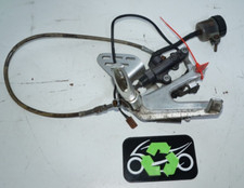 2005 03-05 Yamaha YZFR6 R6 Right Foot Rest  Brake Pedal Peg Switch 148205 OEM picture