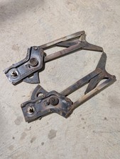 Kaiser Henry J 1951-1954 LH RH Window Regulators picture