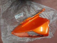 NOS NEW YAMAHA 2009 YZFR6 FRONT RH UPPER COWL 13S-2835H-00-P7 OEM GENUINE NEW picture