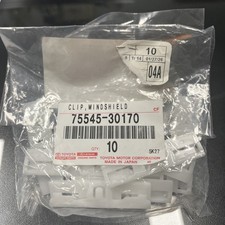 Toyota Lexus Clips #75545-30170 and rivets # 75547-51021 picture