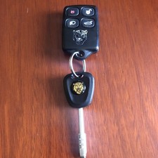 OEM 1997-2001 JAGUAR XK8 XJ8 XJ6 REMOTE KEYLESS KEY FOB 4 BUTTON K8597T315 SPARE picture