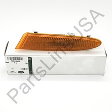 Genuine Jaguar XJR XJ8 2004-07 Bumper Left Front Side Marker Lamp C2C10423 picture