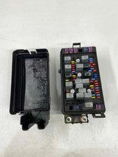 2009-2012 GMC Canyon Engine Compartment Fuse Box Assembly OEM picture
