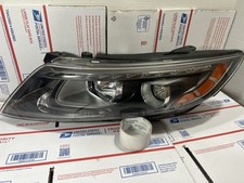 2014-2016 KIA Optima Left Driver Side Xenon HID Headlight Assembly OEM picture
