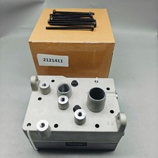 21214112139800   for Paccar Mx13 Paccar Mx11 Air Brake Compressor Cylinder Head picture