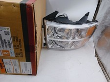 DORMAN 1591941 PASSENGER SIDE RIGHT HEADLIGHT ASSEMBLY EAGLE EYES GM436-B001R picture