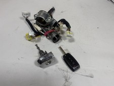 14-15 Kia Sorento Ignition Switch Cylinder With Door Lock With Key 🔑93110-2P000 picture