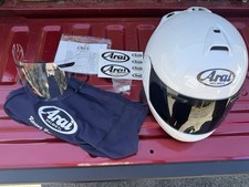 Arai Vector-2 Helmet Gloss White Medium  Complete w/ Extra Tinted Shield & Bag picture