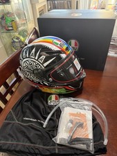 AGV PISTA GP RR VALENTINO ROSSI 2002 WORLD CHAMPION - LIMITED - SIZE ML - RARE picture