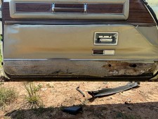 ELDORADO 1976 Front Door Trim Panel 104894081 picture