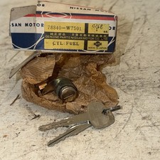 New NOS OEM Nissan 78840-W7501 Fuel Lid Lock Cylinder W/2 Keys 1980-82 Datsun picture