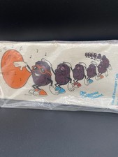 Vintage 1987 Cardboard California Raisins Car/Auto Windshield Sun Shield picture