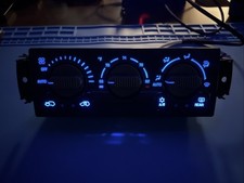 *REBUILT* LED 00-02 TAHOE YUKON DENALI SUB SIERRA ESCALADE AUTO CLIMATE CONTROL picture