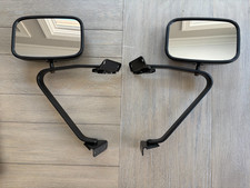 Side Mirrors Off 1974 International Scout II picture