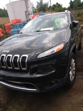 Used Rear Right Ind Rr Suspension Assembly fits: 2015 Jeep Cherokee 4x4 off road picture