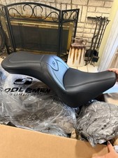 Saddlemen Roadsofa Harley 18-26 Heritage Seat  In New Condition   20 Miles Use picture