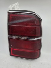 1986-1990 OLDSMOBILE 88 REAR RIGHT PASSENGER SIDE TAIL LIGHT LAMP 20599039 7-5 picture