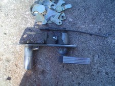 79-87 jaguar xj6 trunk latch assembly and lock cylinder with keys picture