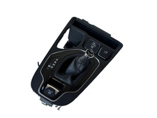 19 - 23 Jeep Cherokee Center Gear Shifter Trim Bezel USB Port 6DB75DX9AC OEM  picture
