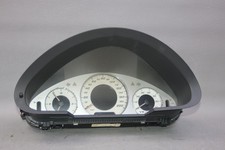 04-06 MERCEDES W211 E55 AMG INSTRUMENT CLUSTER SPEEDOMETER GAUGE OEM picture