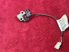 JP INSTRUMENTS FUEL FLOW TRANSDUCER P/N 700900-1 FLOSCAN 2 MODEL 407B picture
