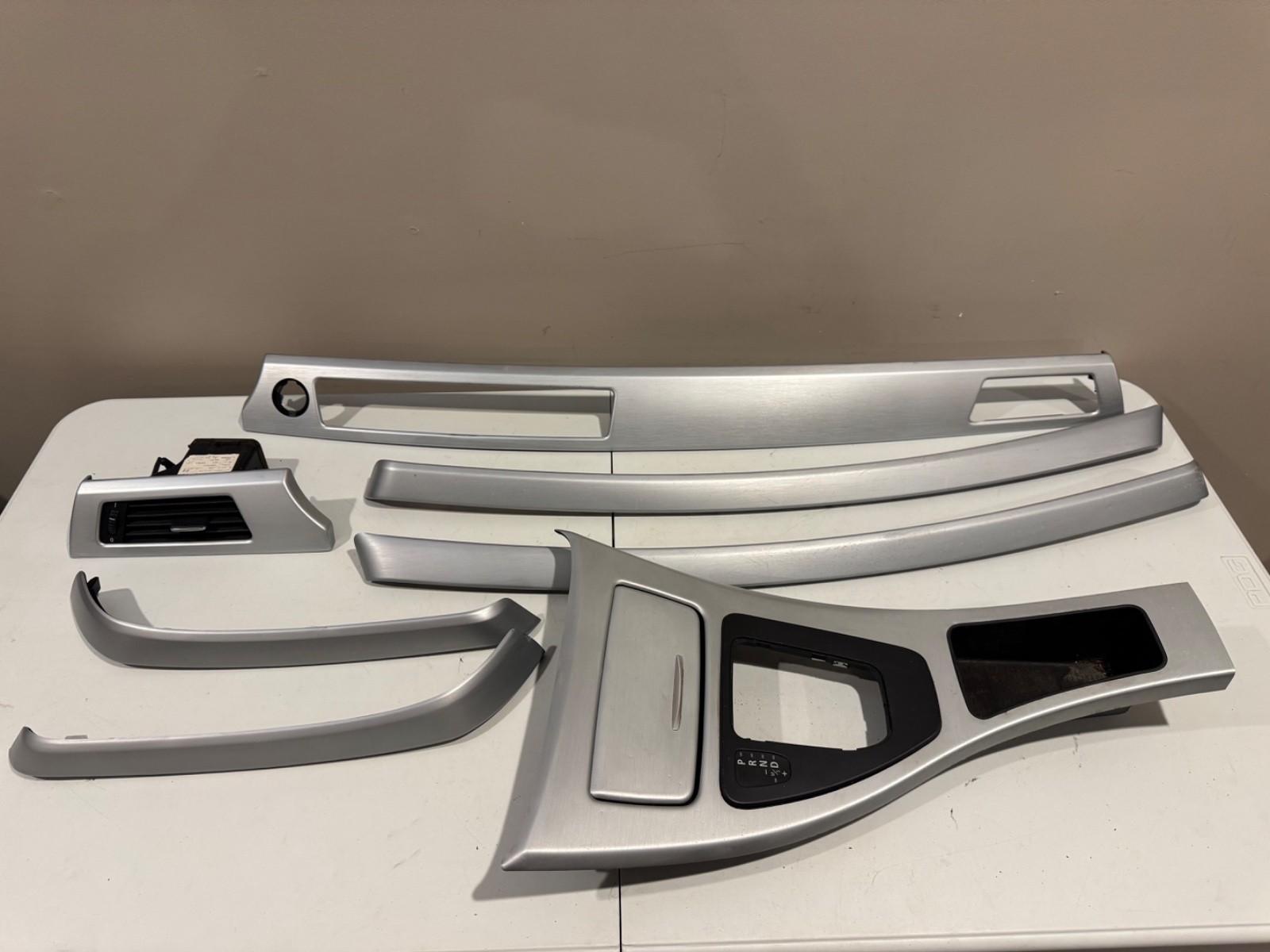 06-09 BMW 325i 328i 335i Brushed Aluminum Interior Trim Set Inlays 09 06-09 BMW 325i 328i 335i Brushed Aluminum Interior Trim Set Inlays 09