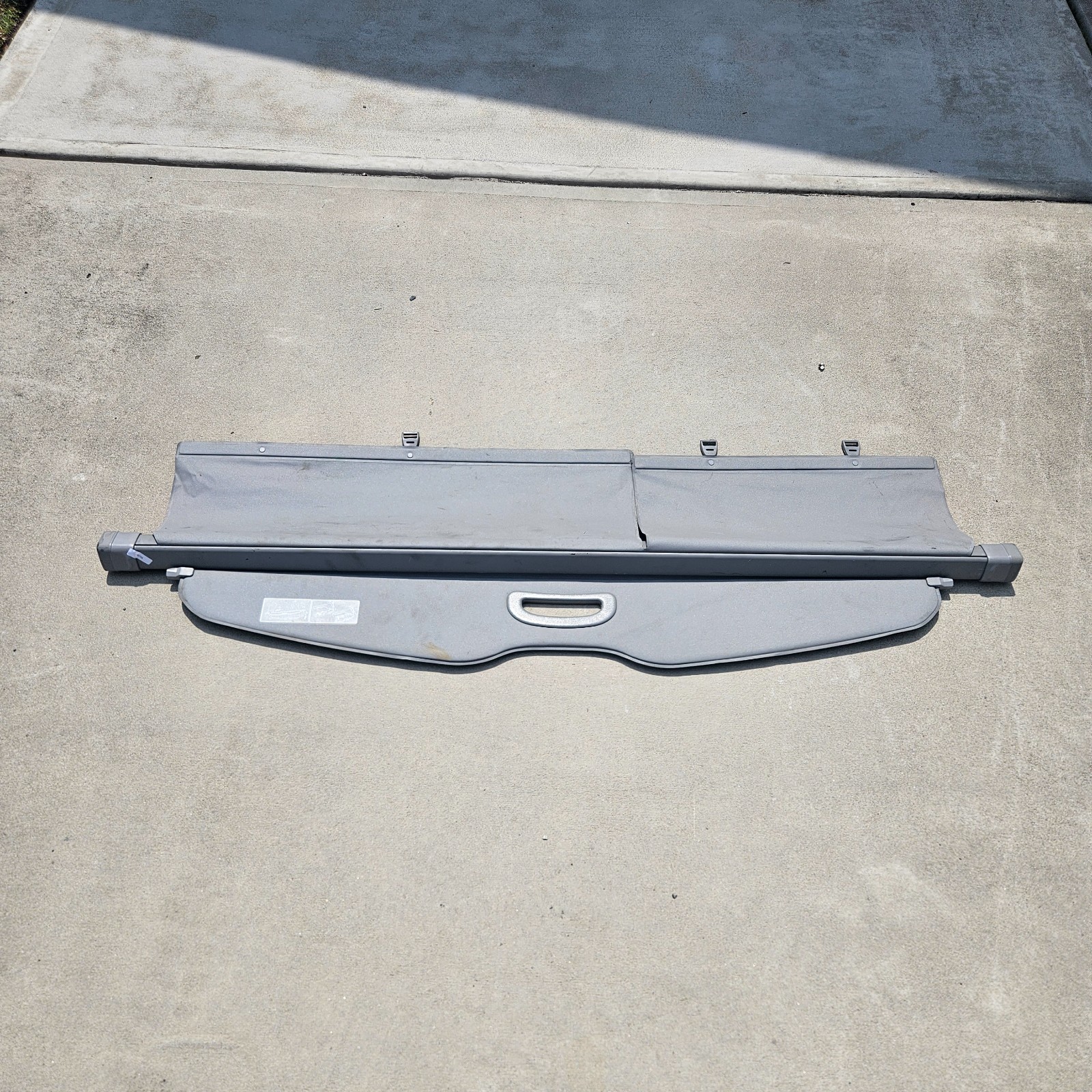 08-13 TOYOTA HIGHLANDER CARGO COVER PRIVACY SHADE Grey 08-13 TOYOTA HIGHLANDER CARGO COVER PRIVACY SHADE Grey