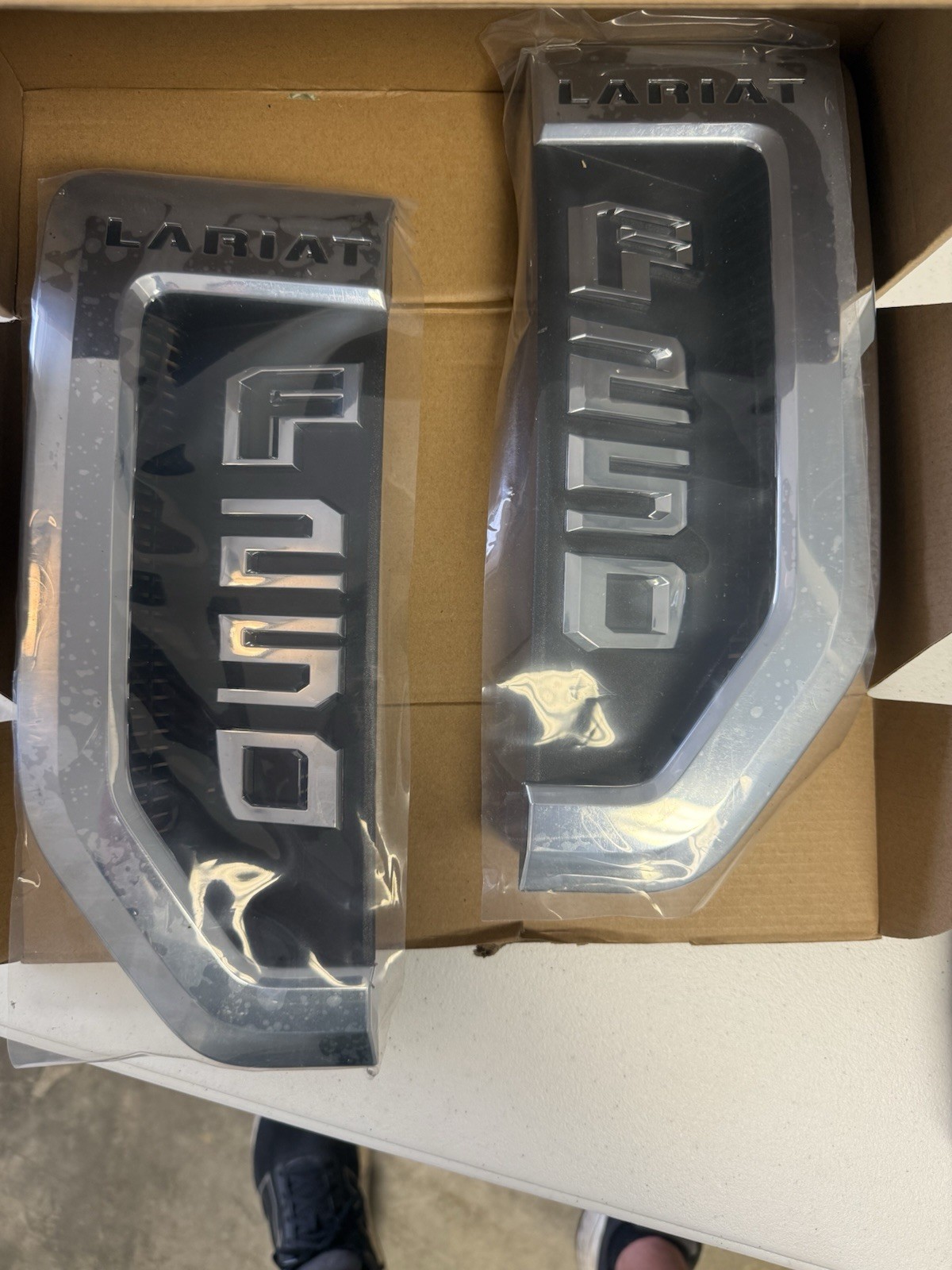 2017-2022 Ford F250 Lariat Fender Badges.