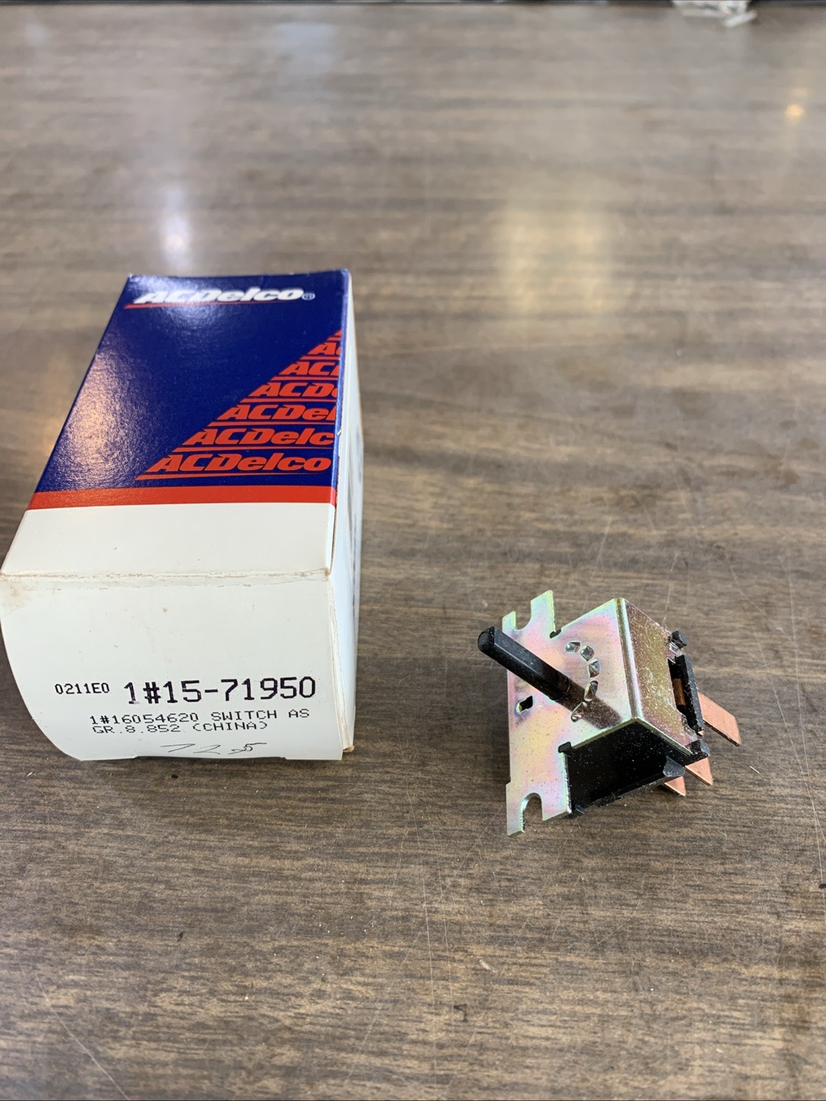 NEW Genuine ACDelco 15-71950, 16054620 Switch As **SALE** NEW Genuine ACDelco 15-71950, 16054620 Switch As **SALE**