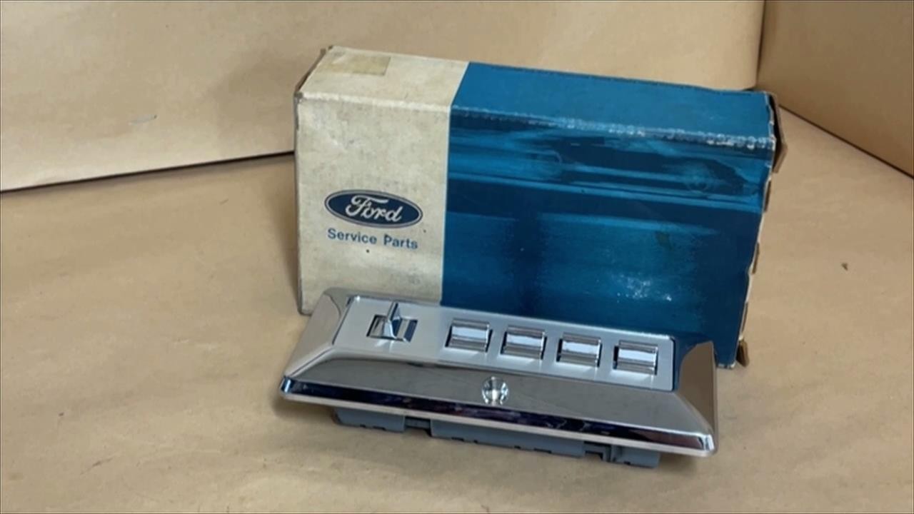 NOS FORD 1979-1991 LTD 4-DOOR WAGON 81 82 GRANADA 80-83 FAIRMONT WINDOW SWITCH