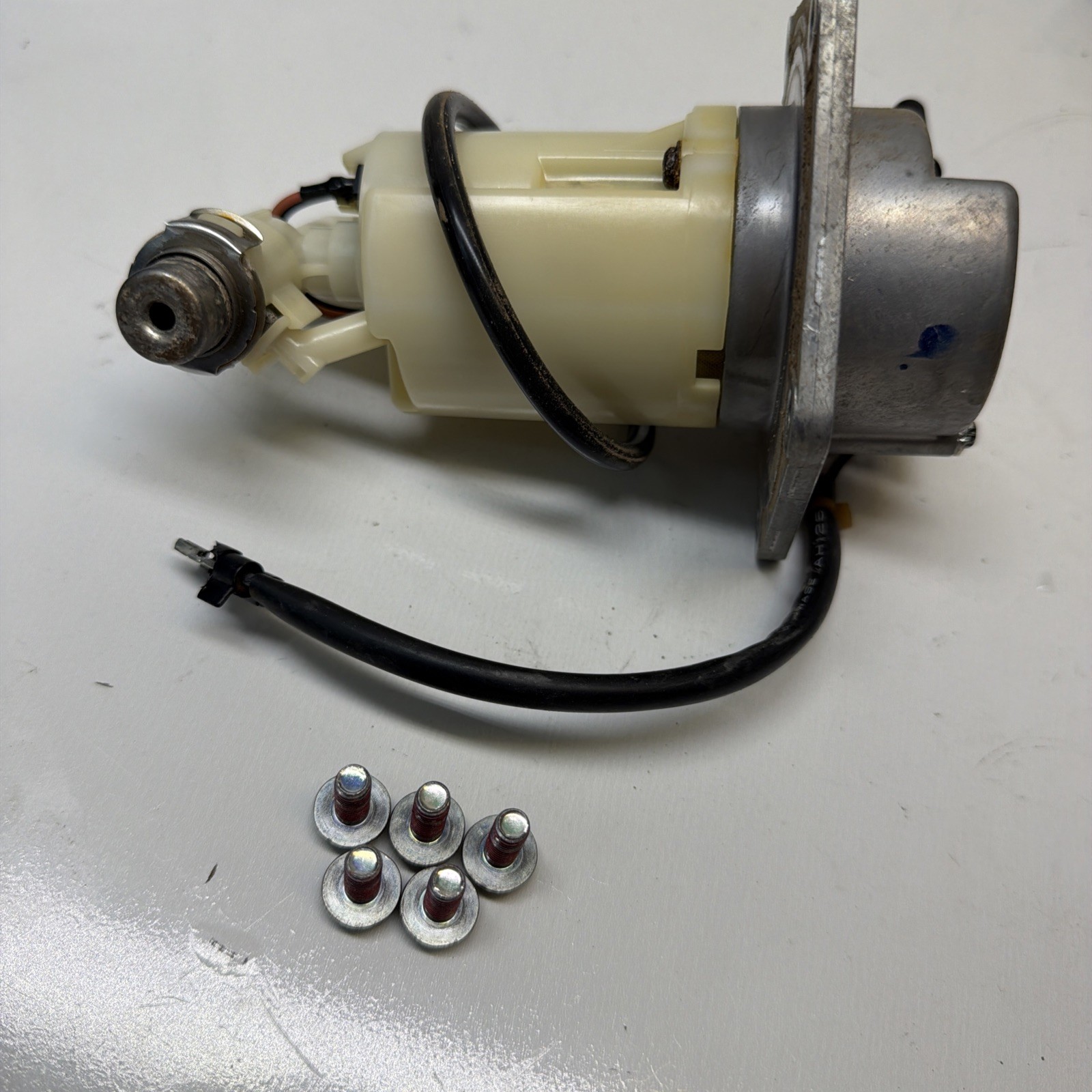 12 - 16 KAWASAKI KX 250 F FUEL PUMP GREAT SHAPE LOW HOURS 