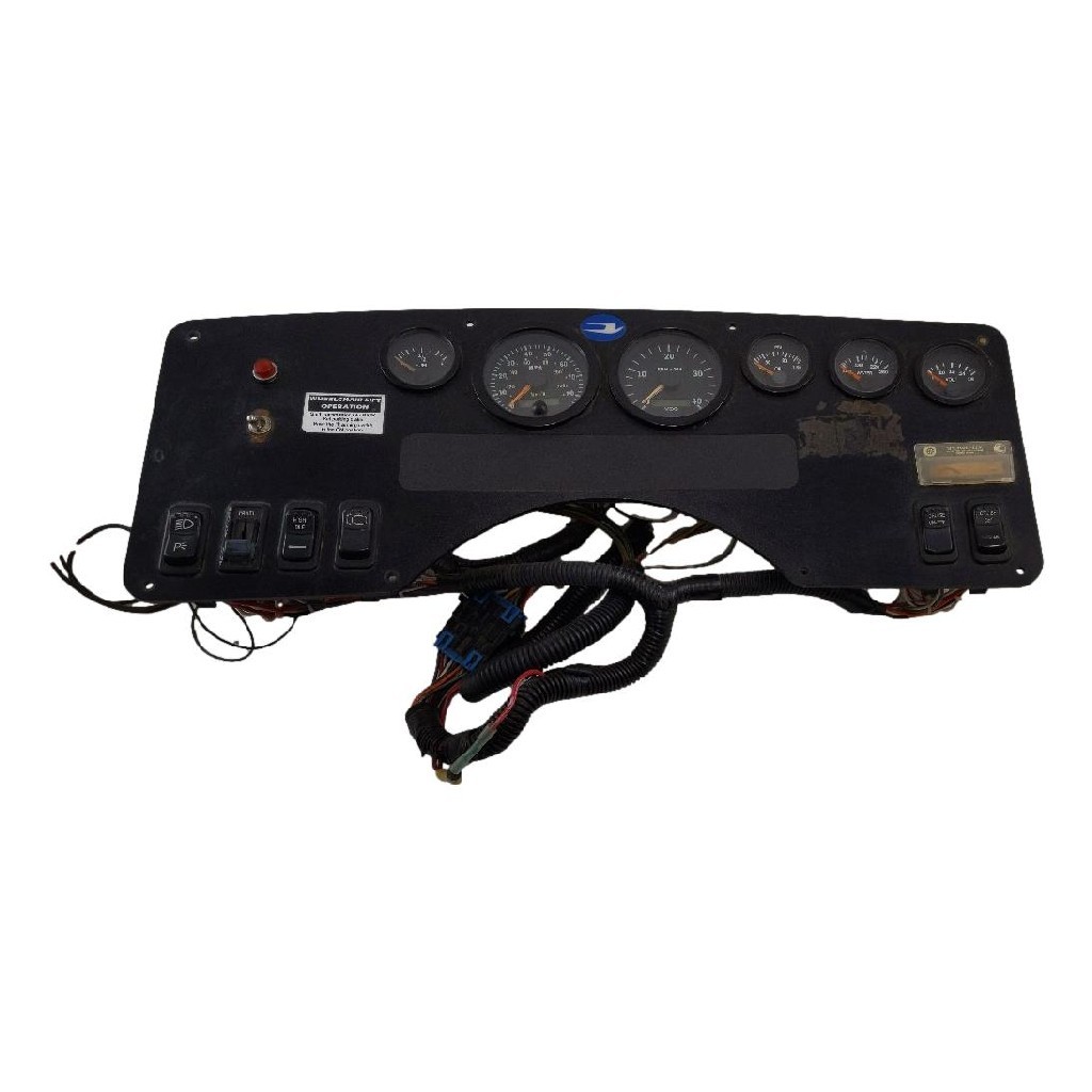 Blue Bird Instrument Panel 0026348, 0014490, 0014492, 0014493, 0014494, 0014497 Blue Bird Instrument Panel 0026348, 0014490, 0014492, 0014493, 0014494, 0014497