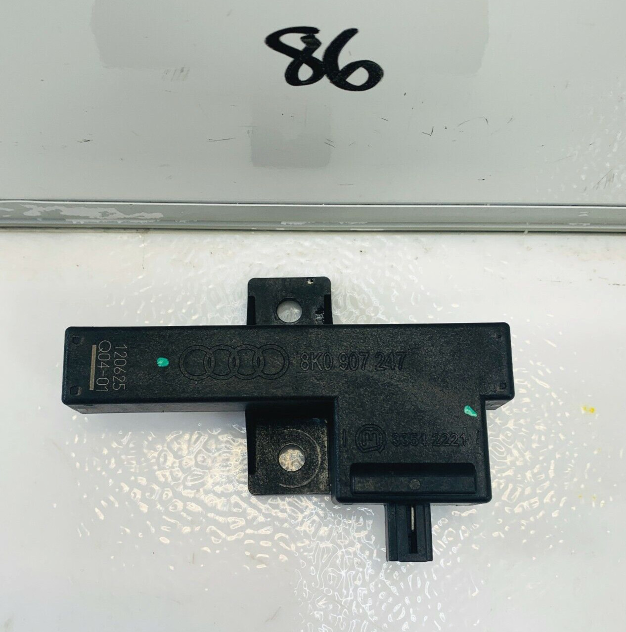 09-16 Audi A5 Quattro Rear Keyless Entry Access Antenna Unit OEM 8K0907247