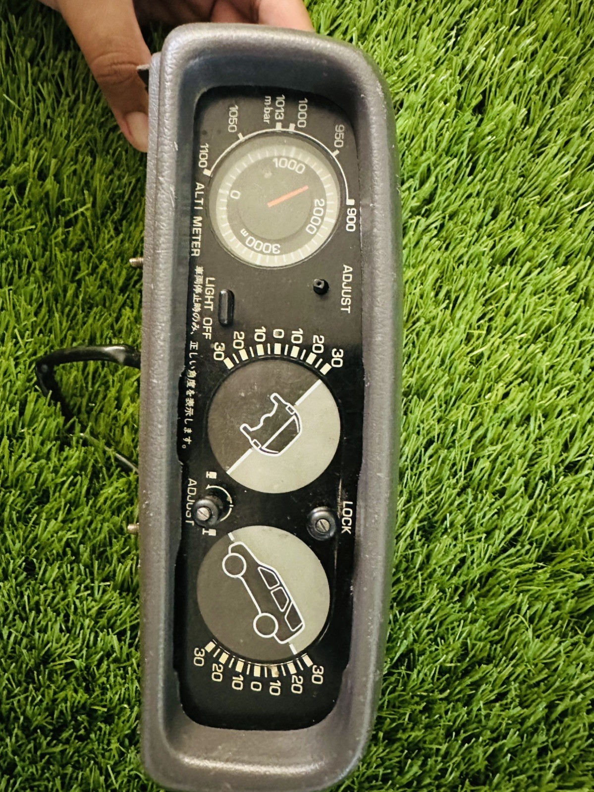Toyota 4Runner, Hilux, 4WD 1988-1994 LN130 Tilt Altimeter Gauge OEM JDM used