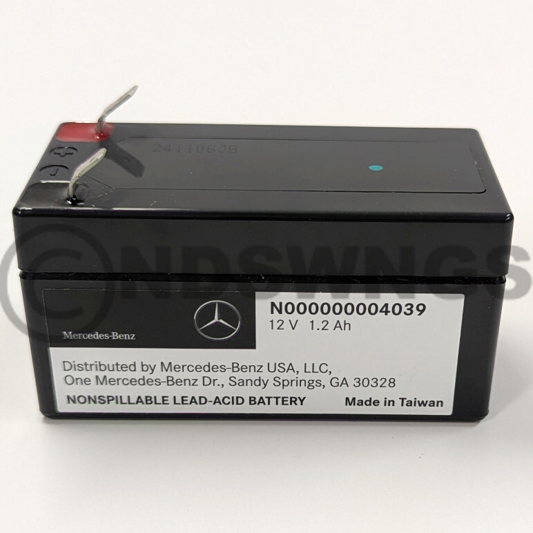 2006-2011 Mercedes ML350 Auxiliary Battery Genuine OEM W164 N000000004039 OE MB